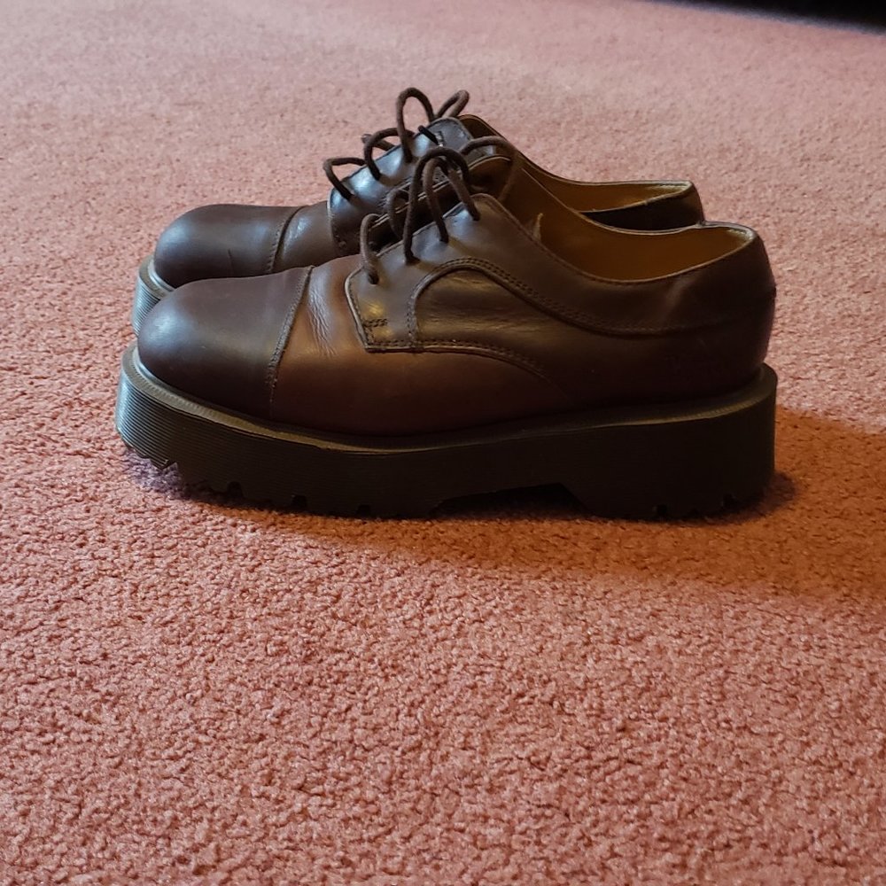 DR. MARTENS